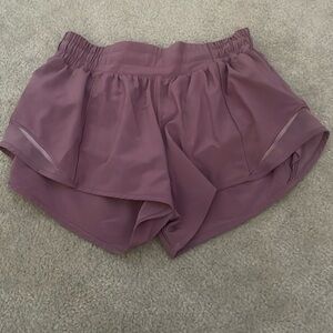 pink lululemon hotty hot shorts size 4
